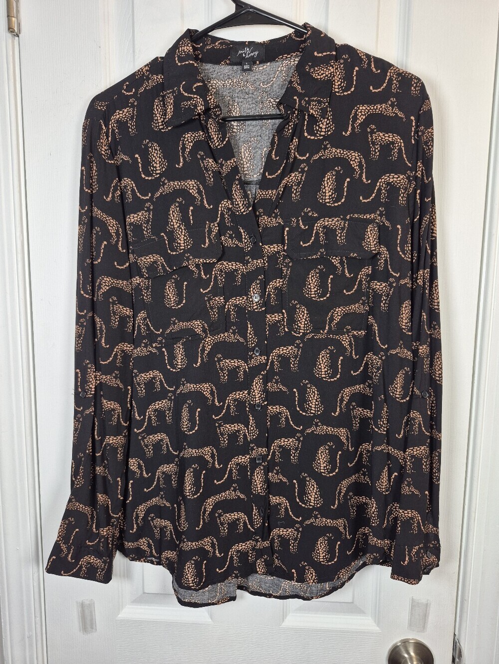 Milk & Honey Cheetah Print Button Down Shirt Rayon Large